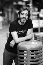 Chico Ocaña (fundador de Mártires del Compás i creador del Flamenco Billy) debuta en solitari amb el disc “Canciones de mesa camilla”