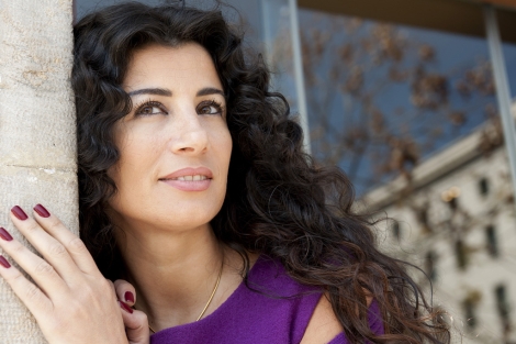 Entrevista a Joumana Haddad, escriptora, poetessa i periodista libanesa: “Hi ha una dona àrab lliure, independent i que lluita per canviar la seva situació”