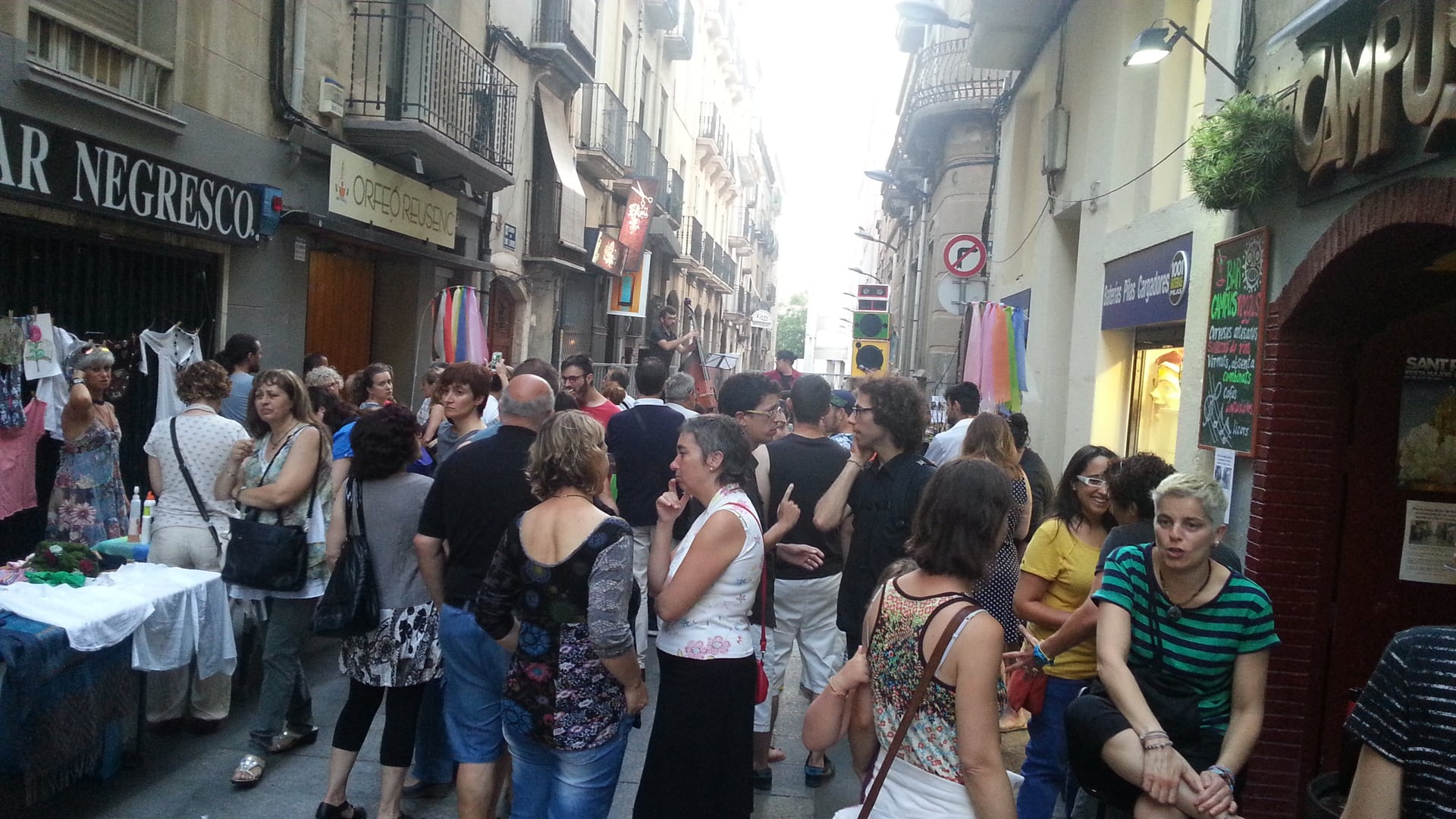Festa al carrer i mercadet d'intercanvi